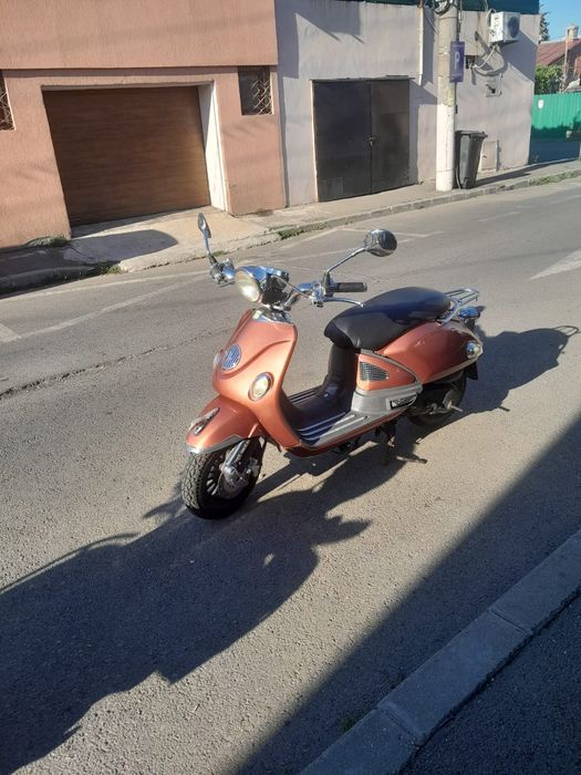 Scuter fara permis