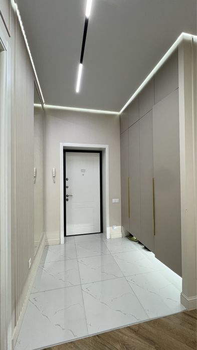 Продам 3 ком.кв 135 кв м2