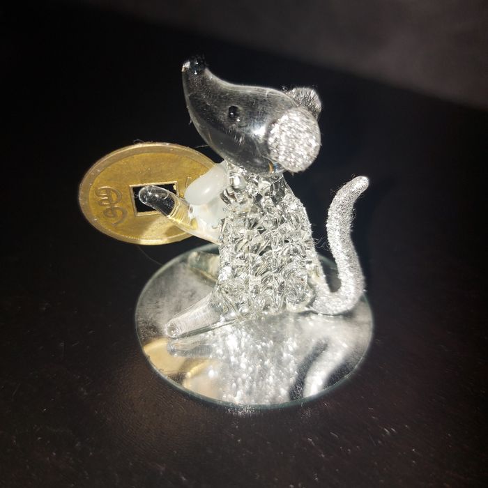 Стъклени и керамични сувенири