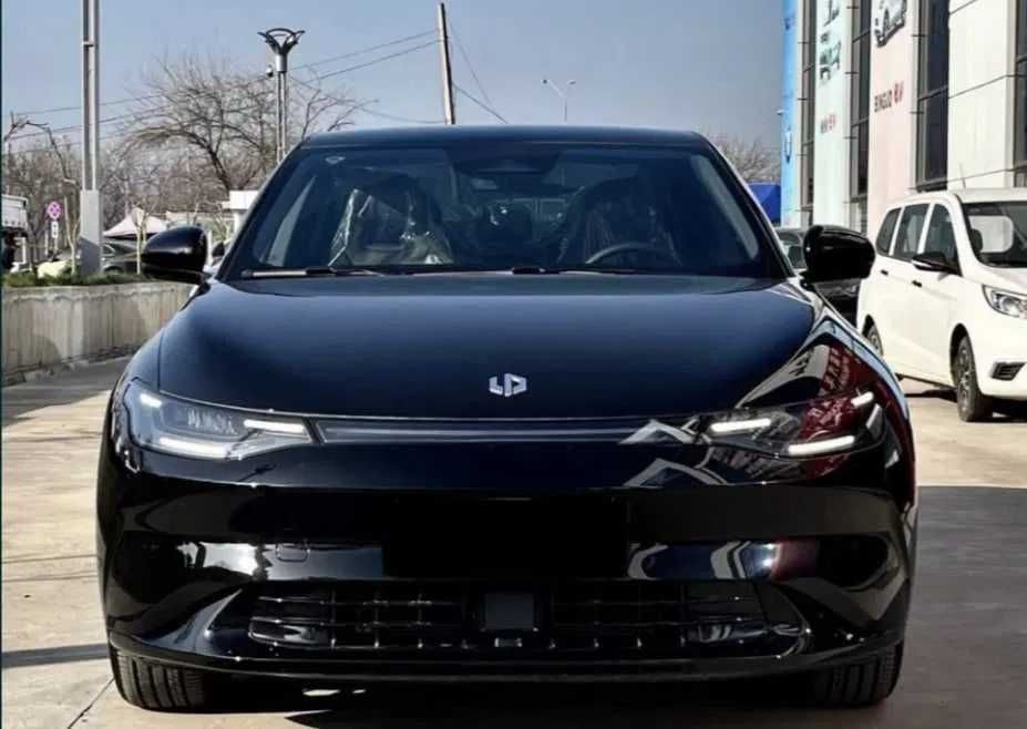 Leapmotor C01 Premium Hybrid 316 pod zakaz