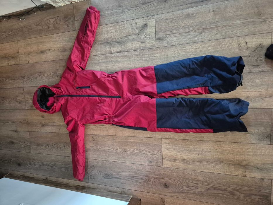 Haine de Iarnă peste copii