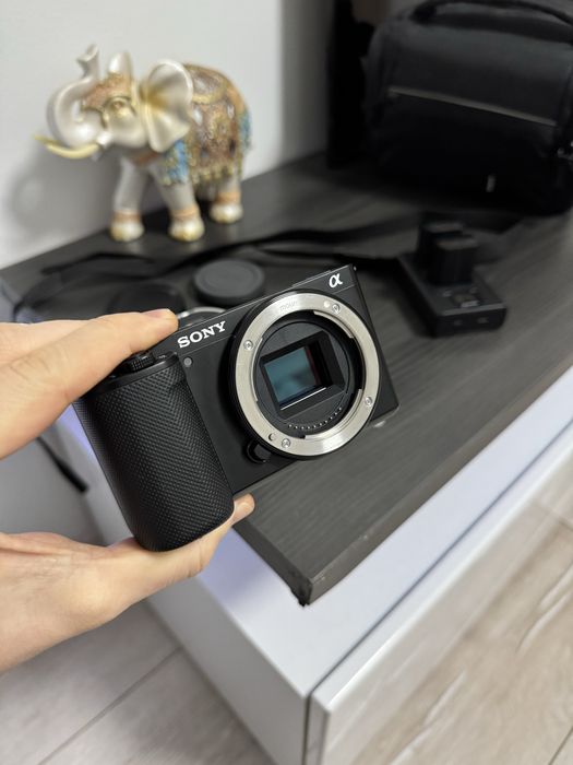 Sony ZV-E10 + Обектив Sony 16-50mm f/3.5-5.6