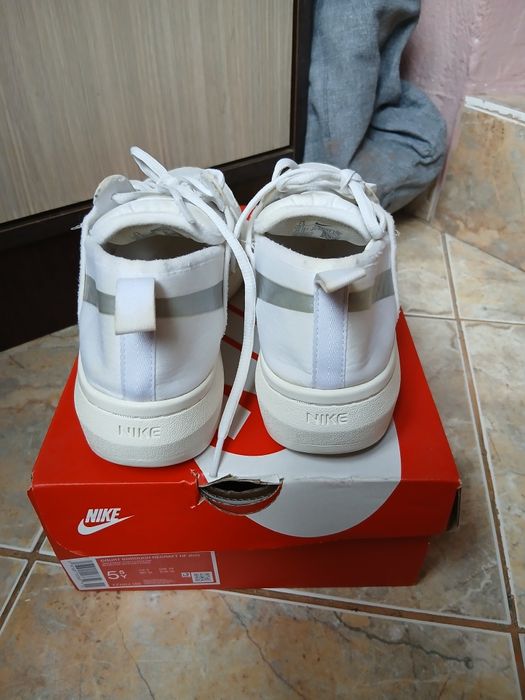 Vând nike air force 1