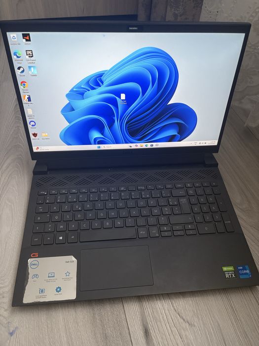Vand Laptop Dell G15, I7-11800H+RTX3060+32GB RAM