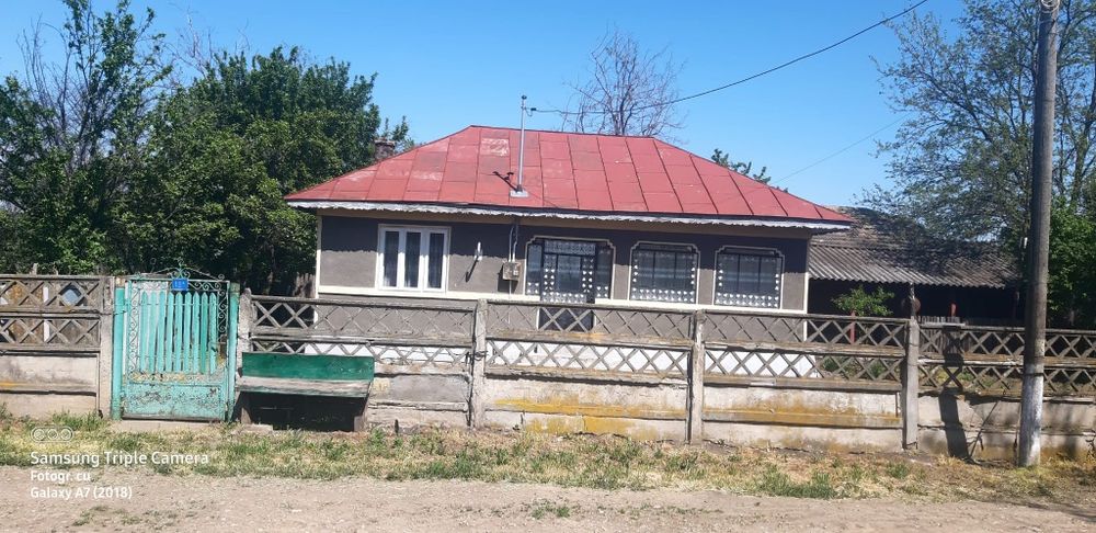 Casa plus teren de vanzare in sat Loloiasca, Prahova