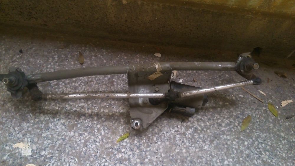 Опел Астра ф на части