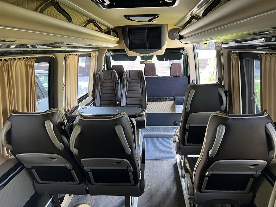 Заказ ВИП микроавтобус . Спринтер