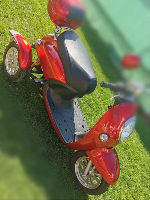 Tricicleta  elecrica pt adulti