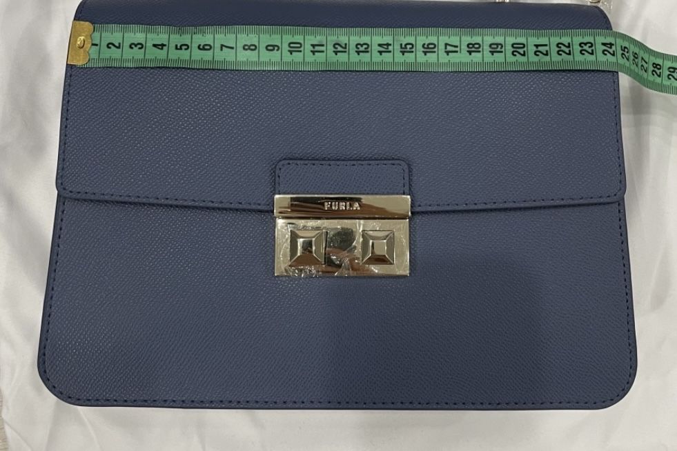 Кожанная сумка Furla Bella Top Handle