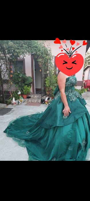 ROCHIE DE NAȘĂ de vânzare