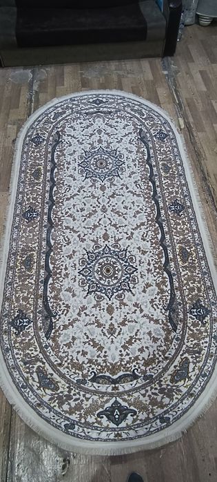 Poliester ipli gilam