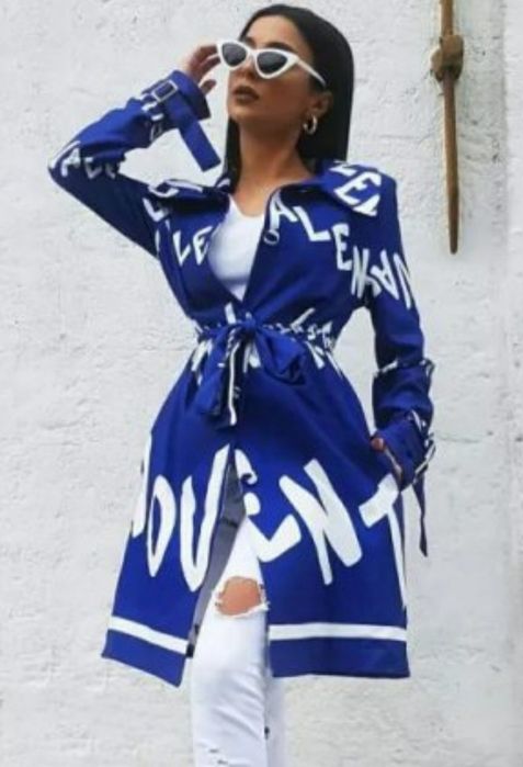 Дамска връхна дреха