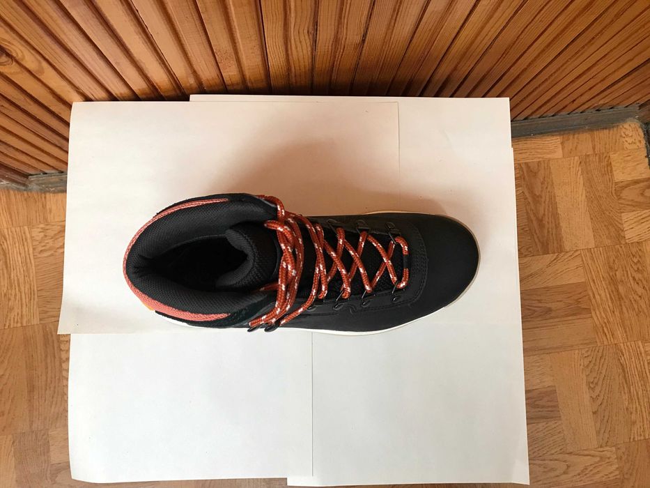 Продам женские ботинки Columbia