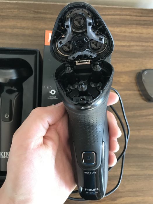 Оригинал машинки для бритья Philips King