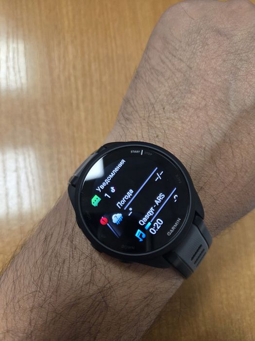 Часы Garmin forerunner 165