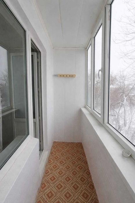 Продам 2 комн. квартиру в г. Уральск