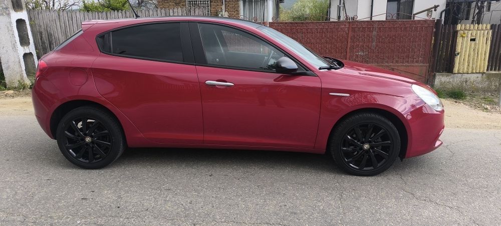 ALFA ROMEO Giulietta 2012 — imagine 3