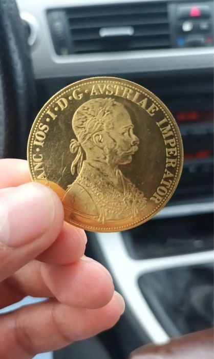 Monezi aur 4 ducati
