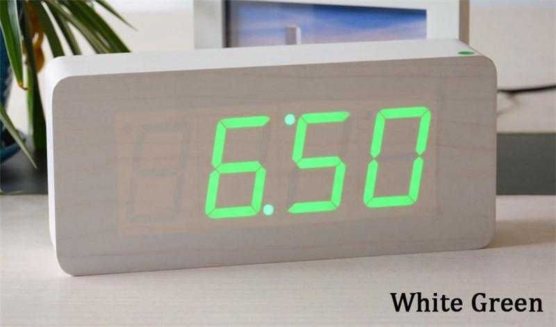 Промо LED настолен часовник + аларма и температура.