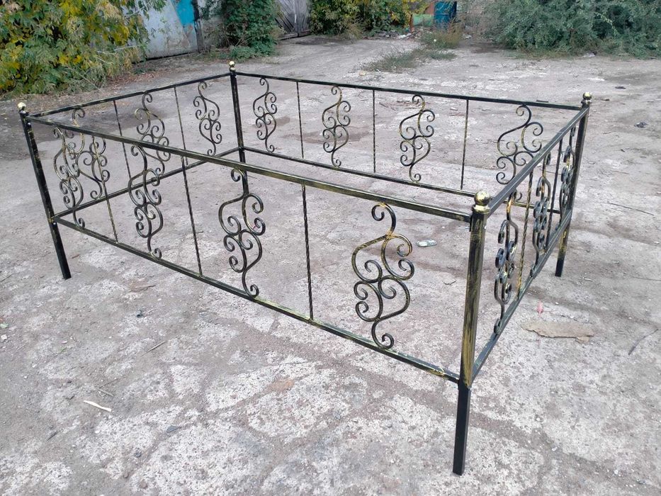 Кованные Оградки.