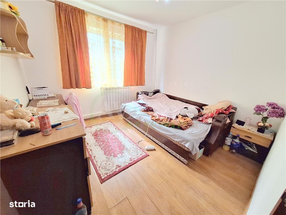 Apartament 2 camere semidecomandate, mobilat, zona Tic Tac
