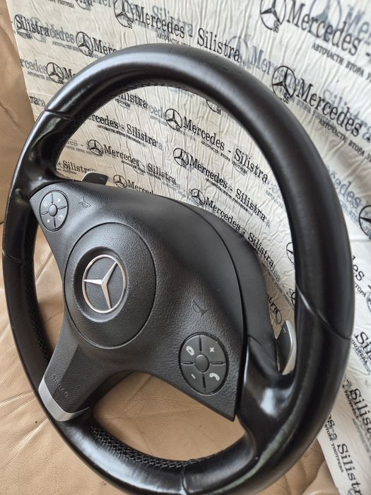 Волан с пера за Mercedes CLS W219 facelift в много добро състояние