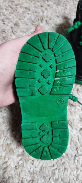 Детские весенние ботинки