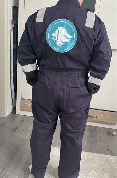 Продам спецодежда комбинезон