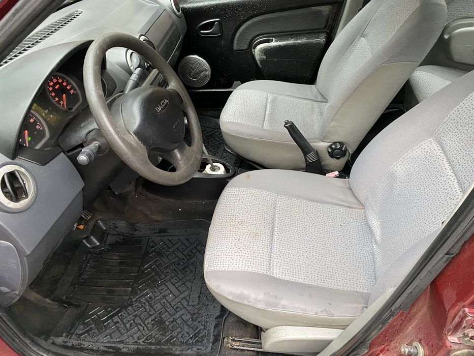 Logan 1.6 mpi , full 600 euro fix