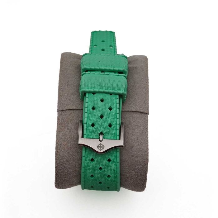 Zodiac Super Sea Wolf - Ceramic 40mm COSC