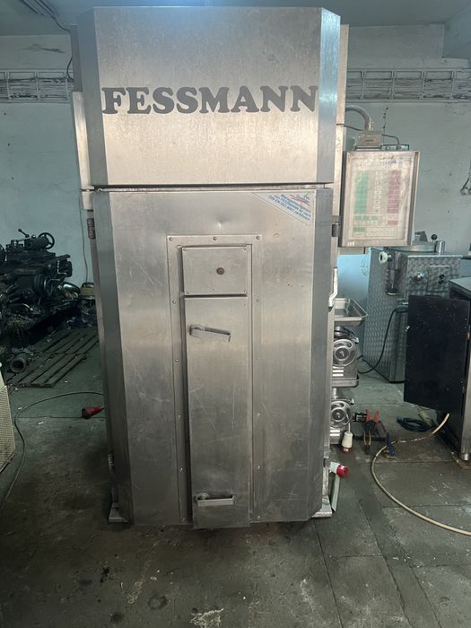 Vindem masini de tocat, malaxoare