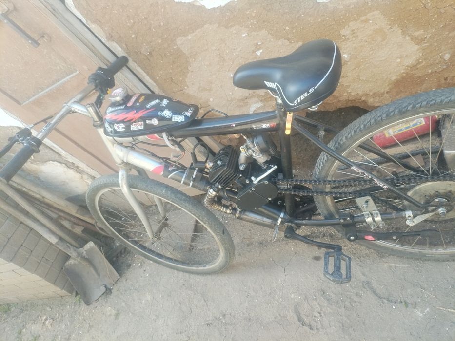 Продам мопед велосипед с мотором, Рига, мопед, едет бодро