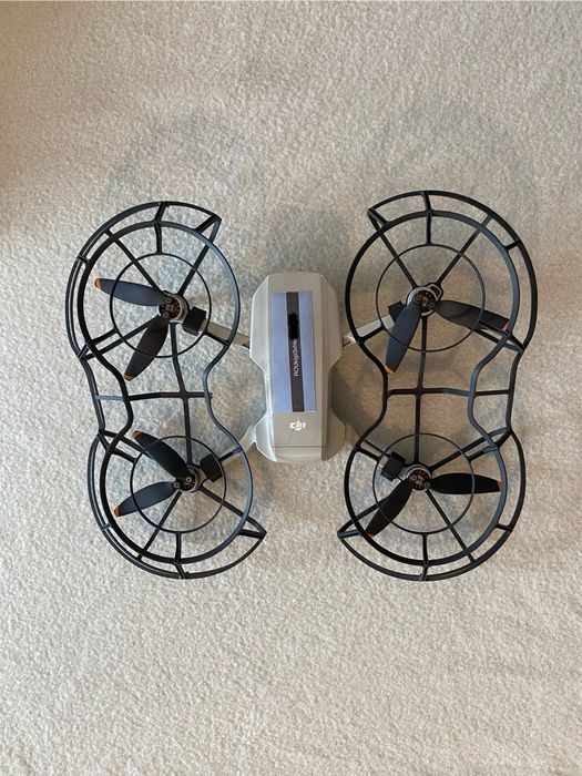 Drona dji mini 2