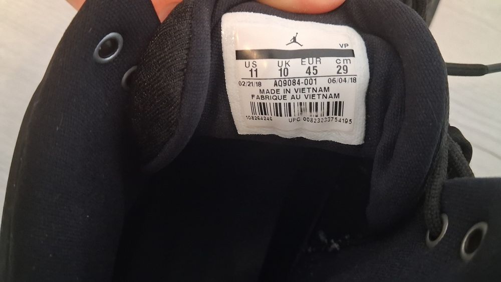 Nike Air Jordan Max Aura