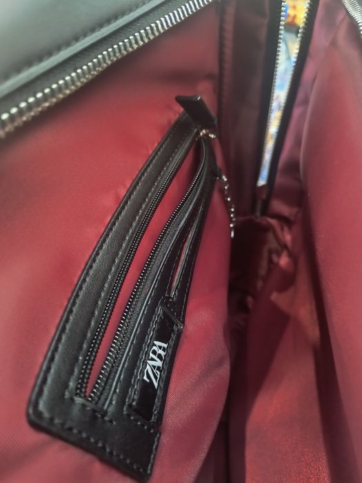 Унисекс раница на ZARA