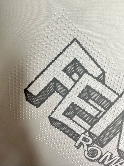 Tricou Fendi , calitate premium , pe comanda , XL , nou