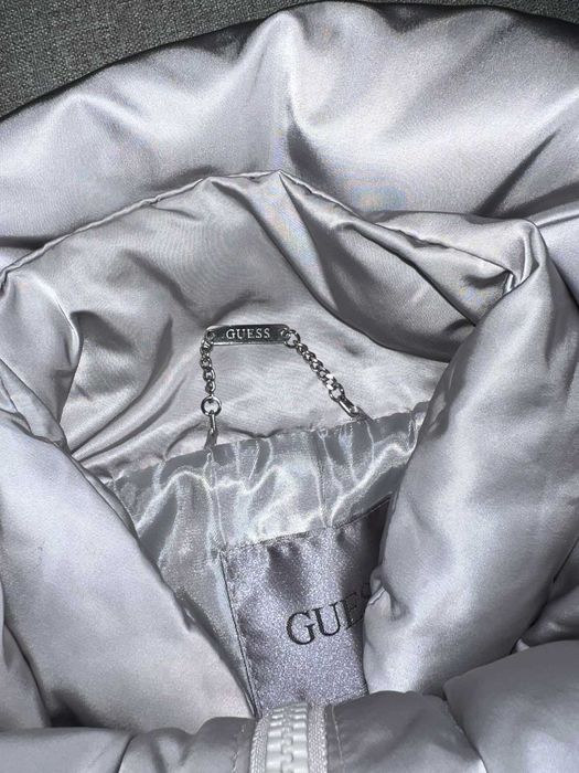 Дамско яке Guess