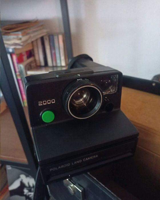 polaroid land camera 2000