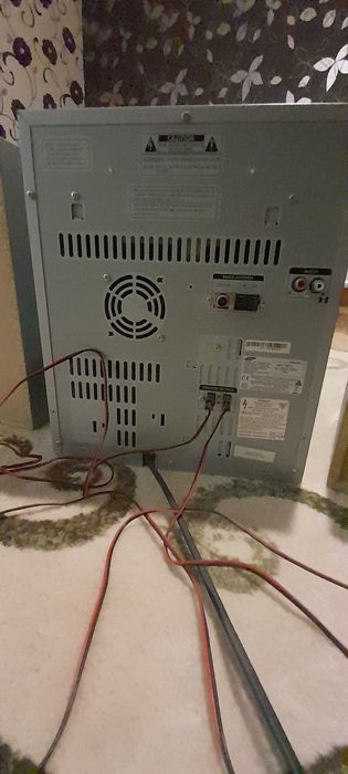 Стерео уредба Самсунг.