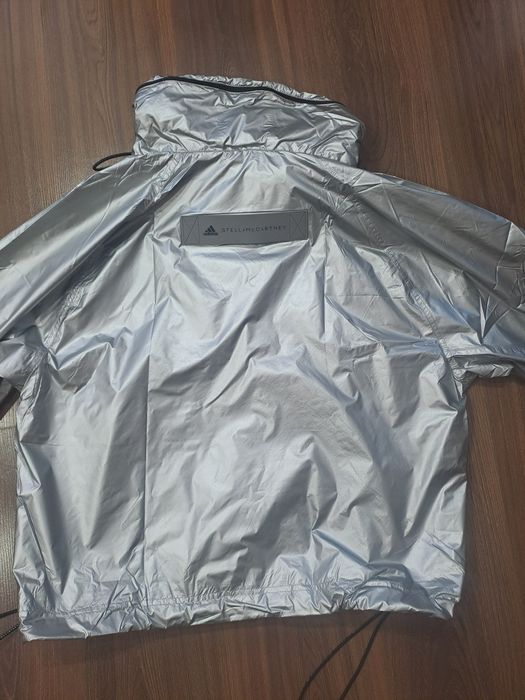 Ветровка    adidas