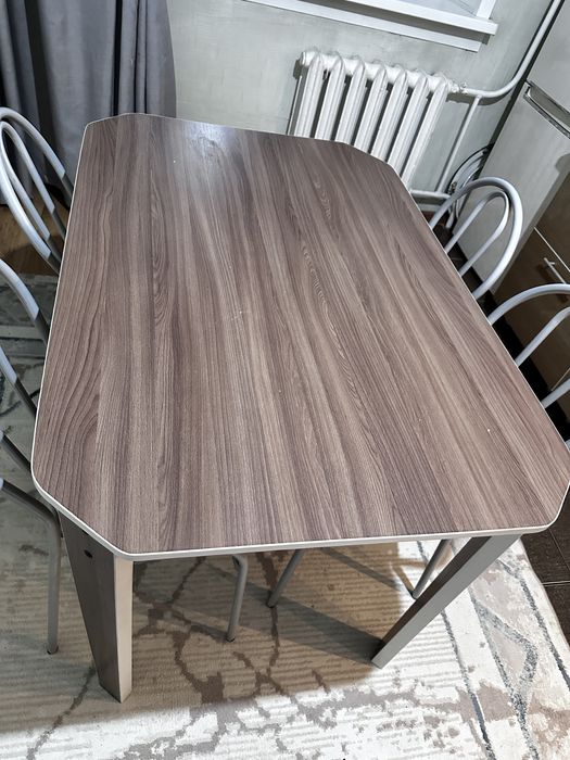 Продам стол обеданный