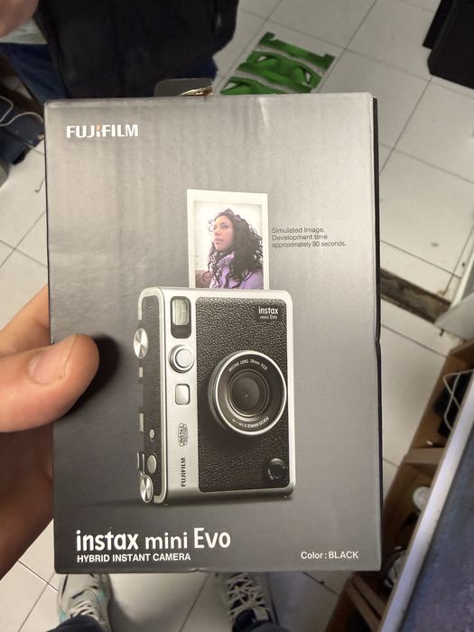 Fujifilm Instax Mini Evo aparat foto instant hybrid nou sigilat
