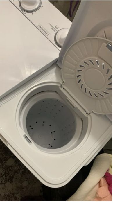 Продается стиральная машина полуавтомат