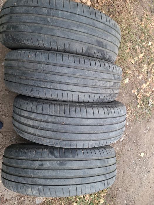 покрышкии продам