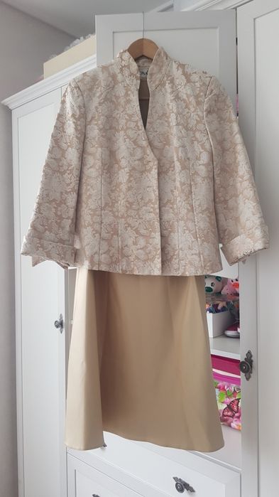 Атласный костюм тройка