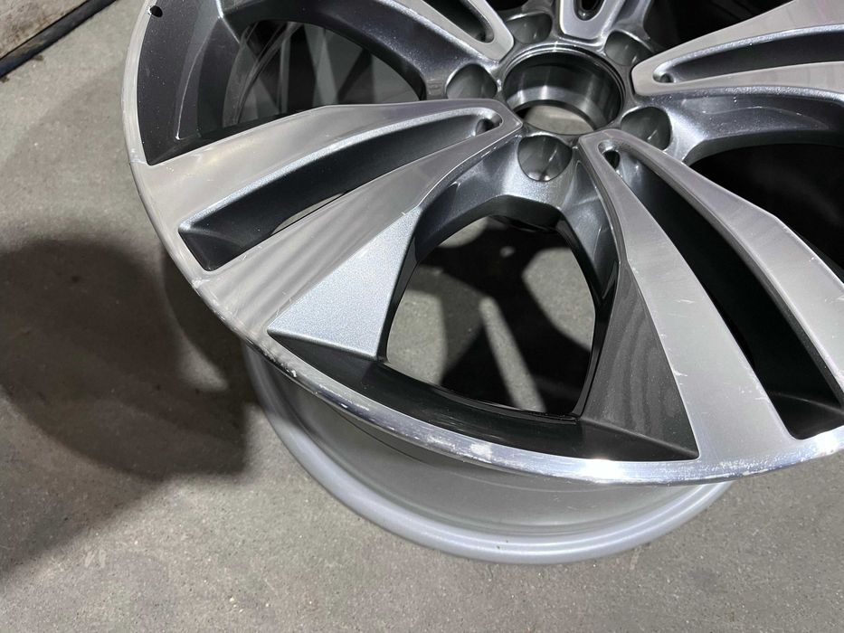 Jante originale Mercedes E Class SLK CLS 18 Zoll