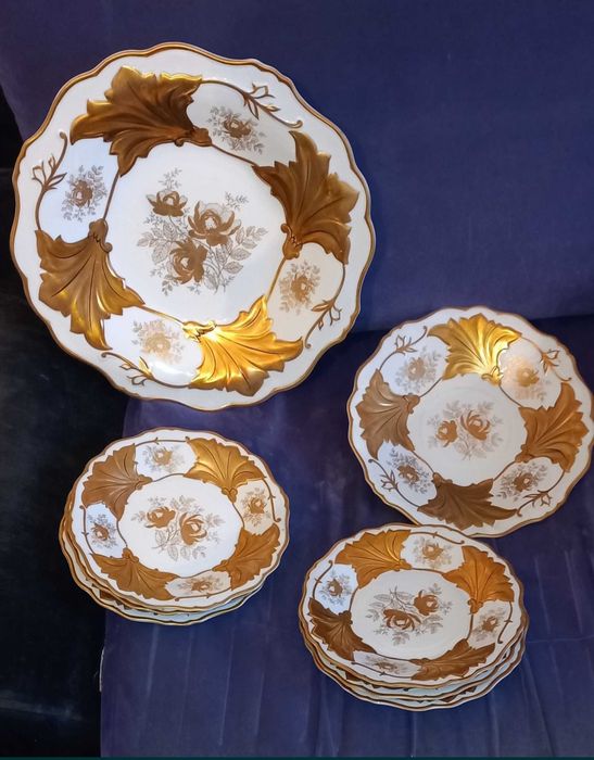 Продам антикварный сервиз производства "WEIMAR PORZELLAN", Германия