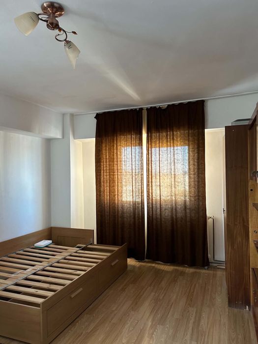 Apartament de inchiriat