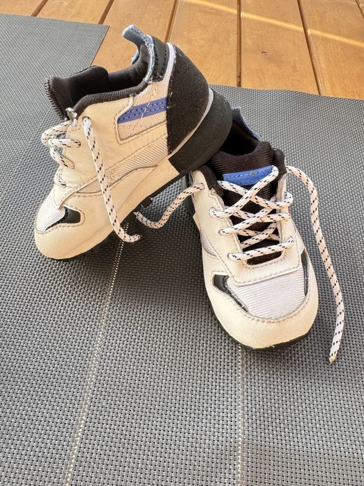 Маратонки reedok номер 19,5