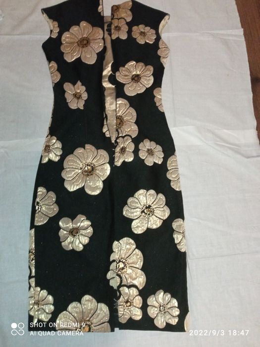 Женские вечерние платья